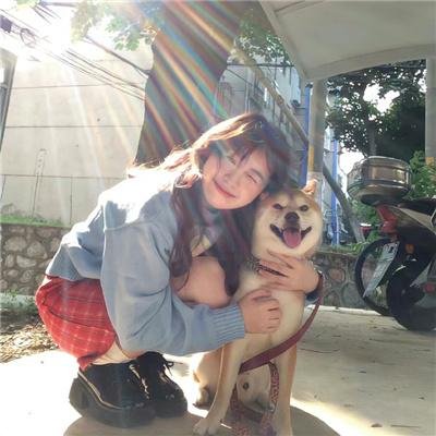 比基尼少女